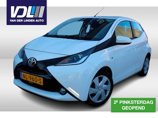 Toyota Aygo 1.0 VVT-i x-play Airco I Elek ramen I Bluetooth I Parkeercamera