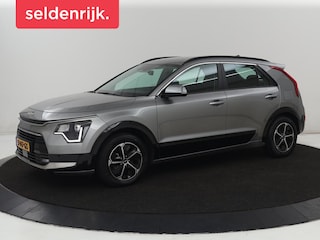 Kia Niro 1.6 GDi DynamicLine | Trekhaak | Adaptive cruise | Camera | Carplay | Half leder | Navigatie | Sfeerverlichting | File Assistent | Parkeerhulp | Keyless | Climate control
