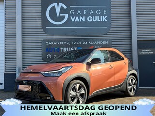 Toyota Aygo Hybrid 115 envy 116PK Automaat,TwoTone,Safety-Pack,Carplay,Clima,AdaptiveCruise,Isofix,Camera,PdcV+A,ElektrPakket.