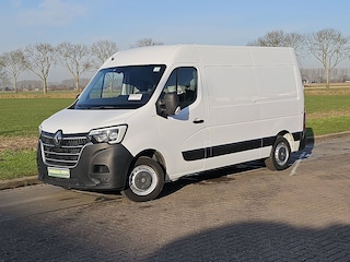 Renault Master T35 2.3 dCi 135 L2H2 airco, navi, pdc, trekhaak, inrichting