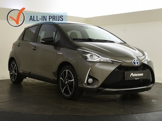 Toyota Yaris 1.5 Hybrid Bi-Tone | Camera | Navigatie | Botspreventie |
