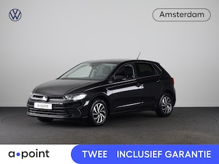 Volkswagen Polo 1.0 TSI Life 95PK | Navigatie | parkeersensoren | extra getint glas | keyless entry | stoelverwarming