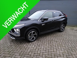 Mitsubishi Eclipse Cross 2.4 PHEV Intense+ Rijklaarprijs! Dealer onderhouden!