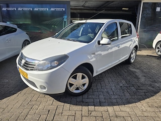 Dacia Sandero 1.2 Blackline | 3E EIGENAAR | 12MND GARANTIE | AIRCO | ELEC RAMEN | LMV | NW APK |