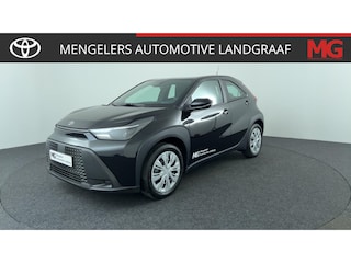 Toyota Aygo Hybrid 115 play