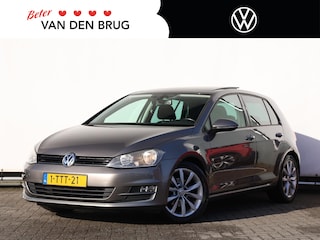 Volkswagen Golf 1.4 TSI Highline 122pk | NL-Auto | Navigatie | Trekhaak | Climate control | Panoramadak