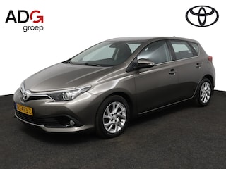 Toyota Auris 1.2T Aspiration | Automaat | 1300 kg trekgewicht | Airco | Cruise Control | Achteruitrijcamera |