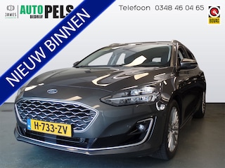 Ford Focus Wagon 1.0 EcoBoost Vignale 125pk, Full options!!, Navigatie, Achteruitrijcamera, Clima controle, Cruise controle, Led/Xenon verlichting, Pdc V/A, Parkeer assistent, Lederen bekleding, Stoel verwarming, Lm velgen 17'', Trekhaa Bovag afleverpakket 695,-
