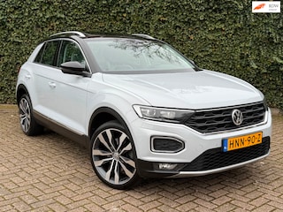 Volkswagen T-Roc 2.0 TSI 4Motion Sport | Pano | Leder | Trekhaak