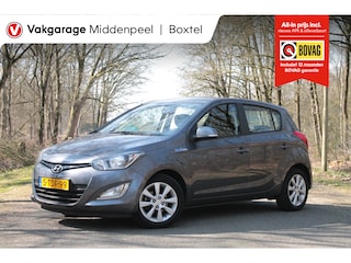 Hyundai i20 1.2i i-Deal Navi | Bluetooth