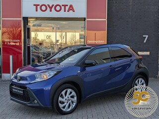Toyota Aygo PULSE STOELVERWARMING CAMERA AIRCO PRIVACY-GLASS LM-VELGEN LED