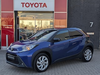 Toyota Aygo PULSE STOELVERWARMING CAMERA AIRCO PRIVACY-GLASS LM-VELGEN LED