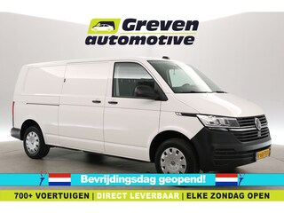 Volkswagen Transporter 2.0 TDI L2H1 | Airco | Cruise | Carplay | 3 Zits | Trekhaak | Parkeersens. | Stoelverw.