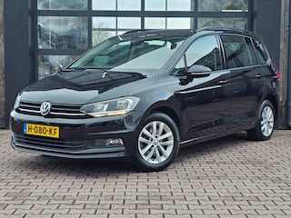 Volkswagen Touran 1.2 TSI Comfortline 7-persoons | Climatronic | Trekhaak | LMV | Cruise | App-connect |