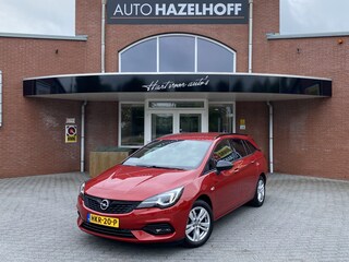 Opel Astra Sports Tourer 1.2 Blitz Elegance 61.543!! | Camera | Trekhaak | PDC V+A | Dodehoek detectie | Privacy Glas | LED | RIJKLAARPRIJS INCL 12 MAANDEN GARANTIE EN BEURT