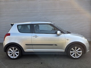 Suzuki Swift 1.5 Exclusive