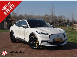 Ford Mustang Mach-E Extended RWD 98 kWh | SOH 93% | Panoramadak | 360 Camera | Bang & Olufsen | Apple Carplay |