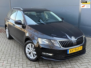 Skoda Octavia Combi 1.0 TSI/ Automaat/carplay/Navi/cruise/Airco/parkesensoren