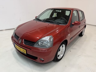 Renault Clio 1.6-16V Community