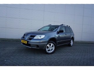 Mitsubishi Outlander Sport 2.0 Invite+ Airco / Cruise / Elektr. ramen / Trekhaak / Lm velgen / NAP