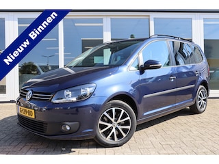 Volkswagen Touran 1.4 TSI Highline 7p., Automaat, Schuifkanteldak, Cruise Control, Airco, PDC V+A, Prijs Is Rijklaar Inclusief 6 Maanden Garantie