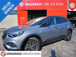 Opel Grandland X 1.2 Turbo Business Executive