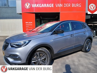 Opel Grandland X 1.2 Turbo Business Executive