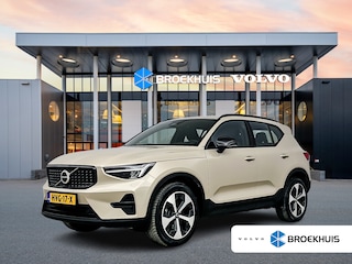 Volvo XC40 B4 Plus Dark | 19" Allseason | Trekhaak | Voorruitverwarming | Elektr. verst. Stoelen | Harman Kardon | Keyless | Adaptieve Cruise | BLIS | Google