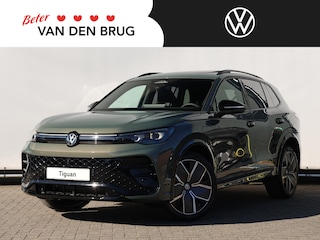 Volkswagen Tiguan R-Line Edition 1.5 eHybrid 204 PK | Navigatie | Trekhaak | LED Matrix | Panoramadak | Harman Kardon |