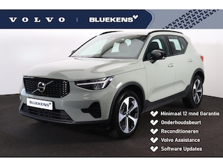 Volvo XC40 B4 Plus Dark - IntelliSafe Assist & Surround - Harman/Kardon audio - Parkeercamera achter - Verwarmde voorstoelen & stuur - Parkeersensoren voor & achter - Elektr. bedienb. voorstoelen met geheugen links - Draadloze tel. lader - Elektr. inklapbare trekhaak - 19' LMV