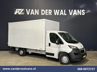 Peugeot Boxer 2.2 BlueHDi 141pk Bakwagen Laadklep Euro6 Airco | Cruisecontrol | 995kg laadvermogen Bijrijdersbank