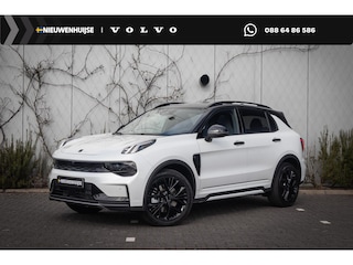 Lynk & Co 01 1.5 More | Adaptieve Cruise Control | Dodehoekdetectie | Panoramadak | Stoelverwarming | Stuurverwarming | Infinity Premium Audio Systeem| Apple Carplay/Android Auto | 360 graden Camera | 15,4 inch middendisplay | Elektrisch/Schuifkanteldak | 20 inch lich