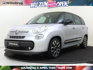 Fiat 500L Living 1.4 T-Jet Lounge I TOM TOM NAVIGATIE + HOUDER OP DASHBOARD I ACHTERUITRIJSENSOREN I ARMLEUNINGEN OP DE VOORSTOELEN I RUIME GEZINSAUTO I