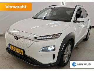Hyundai Kona EV Premium 64 kWh 204pk |  Leder | Warmtepomp | Camera | Adaptive cruise control | Head-up display | Elektrische stoelen | LED koplampen | Stoerlverwarming | Stoelventilatie