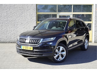 Skoda Kodiaq 1.5 TSI 150PK! Business Edition BJ2021 Lmv 19" | Led V+A | Pdc | Achteruitrijcamera | App-Connect | Navi | Dashboard verlichting | Climate control | Cruise control | Extra getint glas