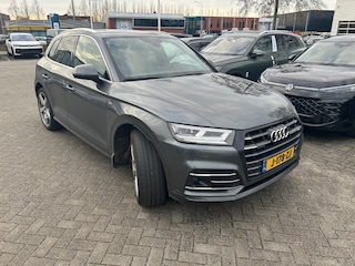 Audi Q5 55 TFSI e quattro Competition 3X S-line I 1ste eig. I Trekhaak I Leer I 20" I luchtvering I Pano I 367PK I Virtual I Camera I