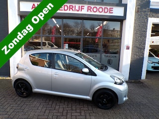 Toyota Aygo 1.0 VVT-i Automaat 5-Drs LMV,PDC,AIRCO!