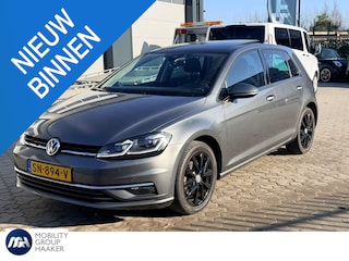 Volkswagen Golf 1.5 TSI Highline Business R | Schuif-Kanteldak | Apple-Android | Parkeercamera