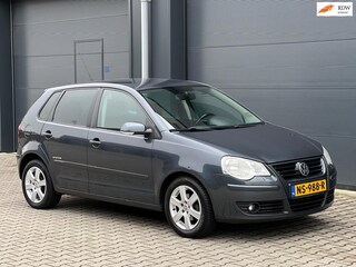 Volkswagen Polo 1.2 Easyline 5-Deurs Airco Lmv