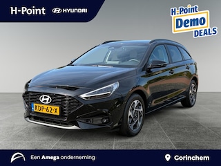 Hyundai i30 Wagon 1.0 T-GDi Comfort 115pk | CRUISE CONTROL | ACHTERUITRIJCAMERA | PARKEERSENSOREN VOOR EN ACHTER | APPLE CARPLAY & ANDROID AUTO | NAVIGATIE | DRAADLOZE TELEFOONLADER | AUTOMATISCHE AIRCO |