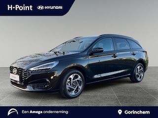 Hyundai i30 Wagon 1.0 T-GDi Comfort 115pk | CRUISE CONTROL | ACHTERUITRIJCAMERA | PARKEERSENSOREN VOOR EN ACHTER | APPLE CARPLAY & ANDROID AUTO | NAVIGATIE | DRAADLOZE TELEFOONLADER | AUTOMATISCHE AIRCO |