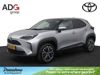 Toyota Yaris Cross 1.5 Hybrid Adventure | Leder / Stof bekleding | 360 graden camera | Stuur en stoelverwarming |