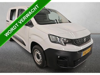 Peugeot Partner 1.2 Benzine 111PK Euro6 Premium / Airco / Navigatie / Cruise-ctr. / Schuifdeur + Raam / Radio multimedia / Apk 03-2026