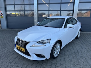 Lexus IS 300h Hybrid 181pk Business Line
