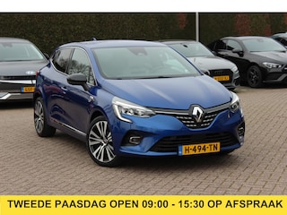 Renault Clio 1.3 TCe Initiale Paris / 360Camera / Beige Leder / Keyless / Bose / 17'' / Navigatie / CarPlay / Getint glas / Stuur+Stoelverwarming / DAB / Cruise Control