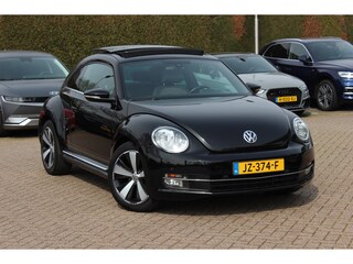 Volkswagen Beetle 1.2 TSI Design BlueMotion / Panoramadak / Navigatie / Parkeerhulp V+A / 16'' / Stoelverwarming / Cruise control