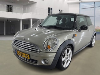Mini Cooper 1.6 AUTOMAAT/ LAAG KM