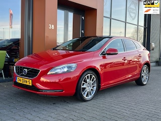 Volvo V40 1.6 T3|Leer|Xenon|Camera+PDC|Bluetooth|Panodak|