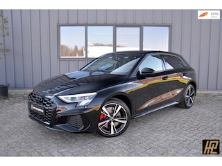 Audi A3 Sportback 45 TFSI e 245pk S edition Competition * RS Zetels * Kruisgestikt alcantara/leer * 18" * Carplay/Android * Camera