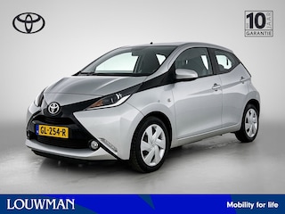 Toyota Aygo 1.0 VVT-i x-play | Navigatie | Airconditioning | Mistlampen voor | Metallic lak | Leseman opg 3-3